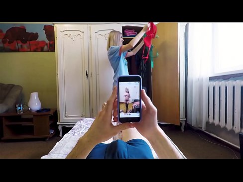 ❤️ Stepsister għamel lil ħuha jiġbor eżatt qabel ma daħlet id-dar ❤️ Fucking lilna ❌️